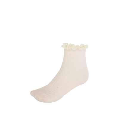 Pink lace frill ankle socks