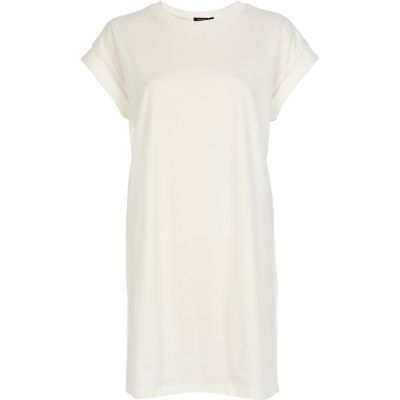 Beige short sleeve t-shirt dress