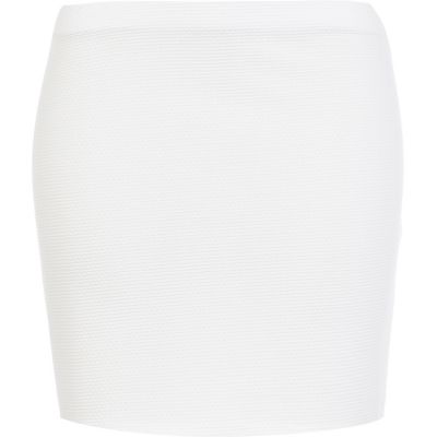 white textured mini skirt