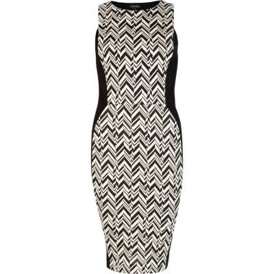 Black and white geometric print tube dress