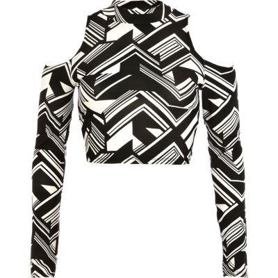 Black and white print cold shoulder crop top