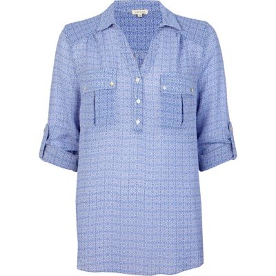 Blue tile print linen shirt