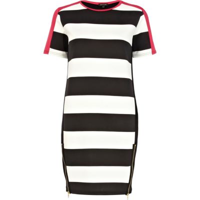 Black and white stripe t-shirt dress 