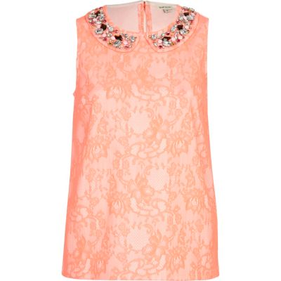 Pink lace embellished collar shell top 