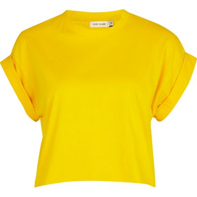 Yellow short sleeve boxy cropped t-shirt