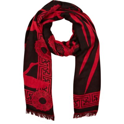 Red lurex oversized tiger print scarf