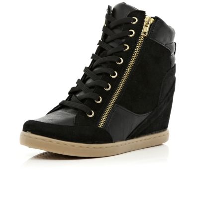 Black contrast panel wedge high tops