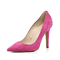 Pink pointed court shoes