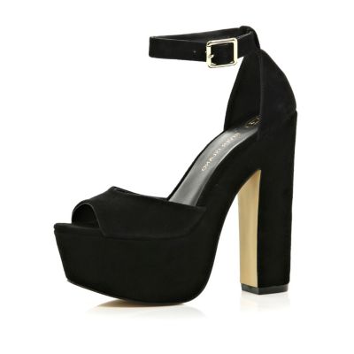 Black peep toe platform sandals