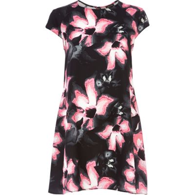 Black lily print swing dress