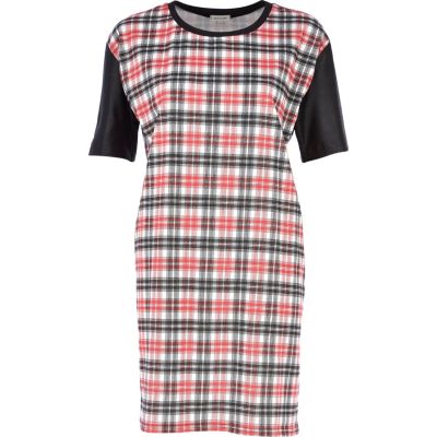 Red tartan contrast sleeve t-shirt dress