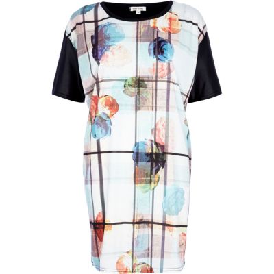 Blue watercolour flower print t-shirt dress