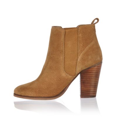 tan heel ankle boots