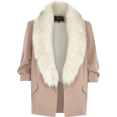 Beige blazer with faux fur collar