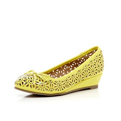 Girls yellow laser cut ballerina wedges