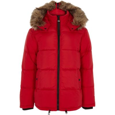 Red faux fur trim hooded puffer jacket