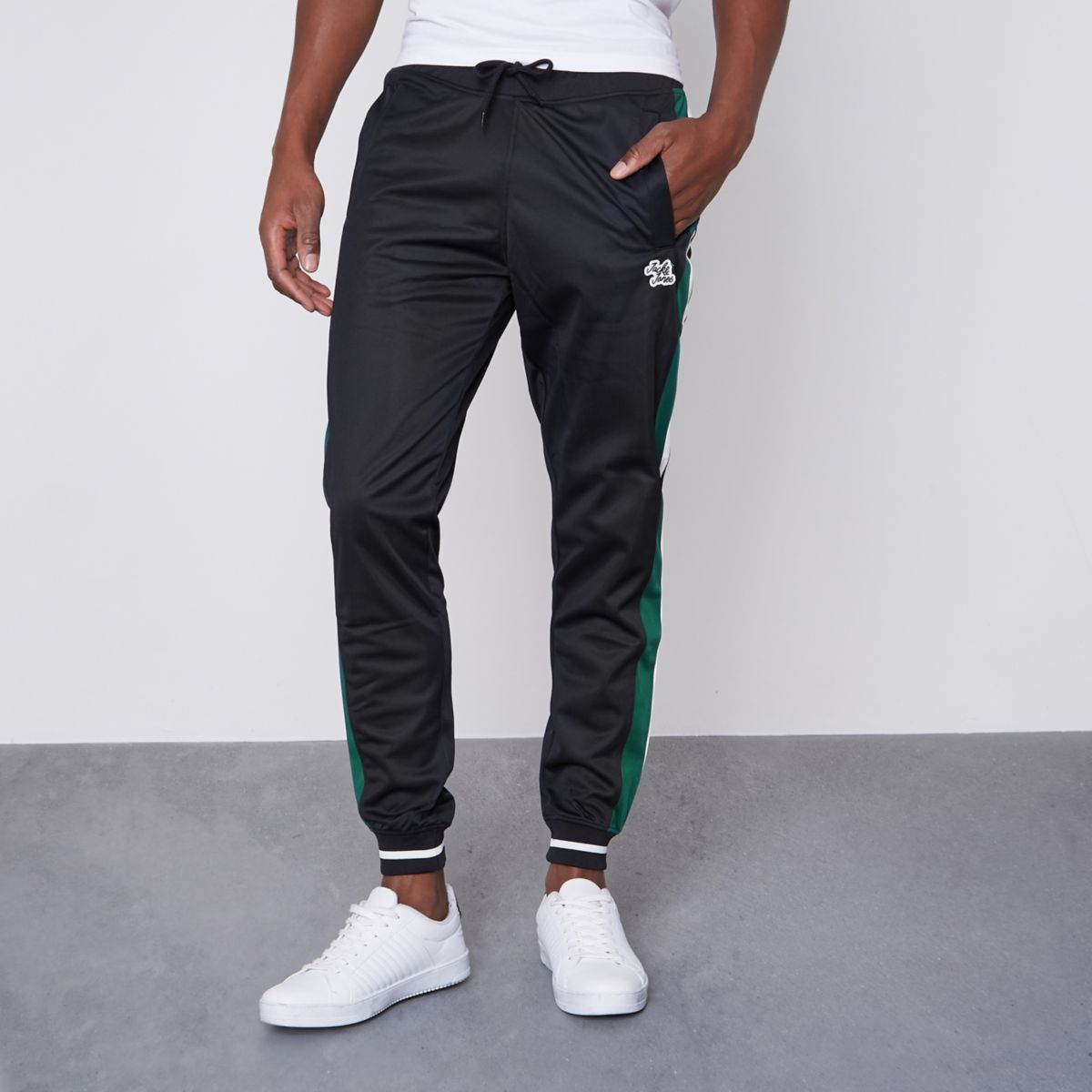 jack jones black joggers