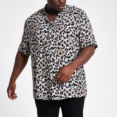 leopard under shirt