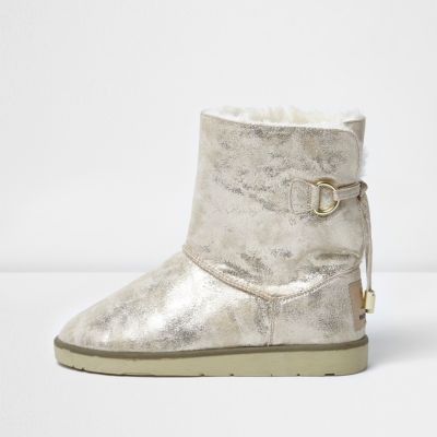 ugg zuma sandals