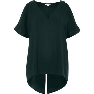 v neck green top