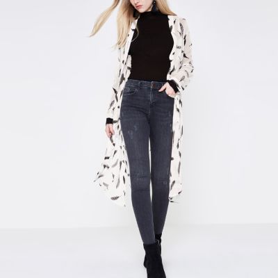 Cream feather print kimono