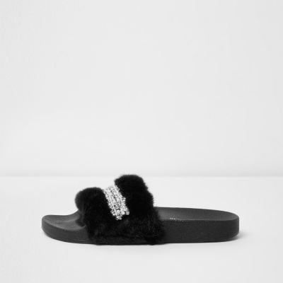 river island fluffy sliders