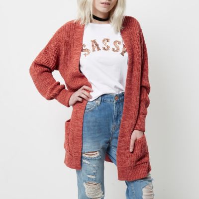 Petite – Cardigan en maille côtelée rose foncé