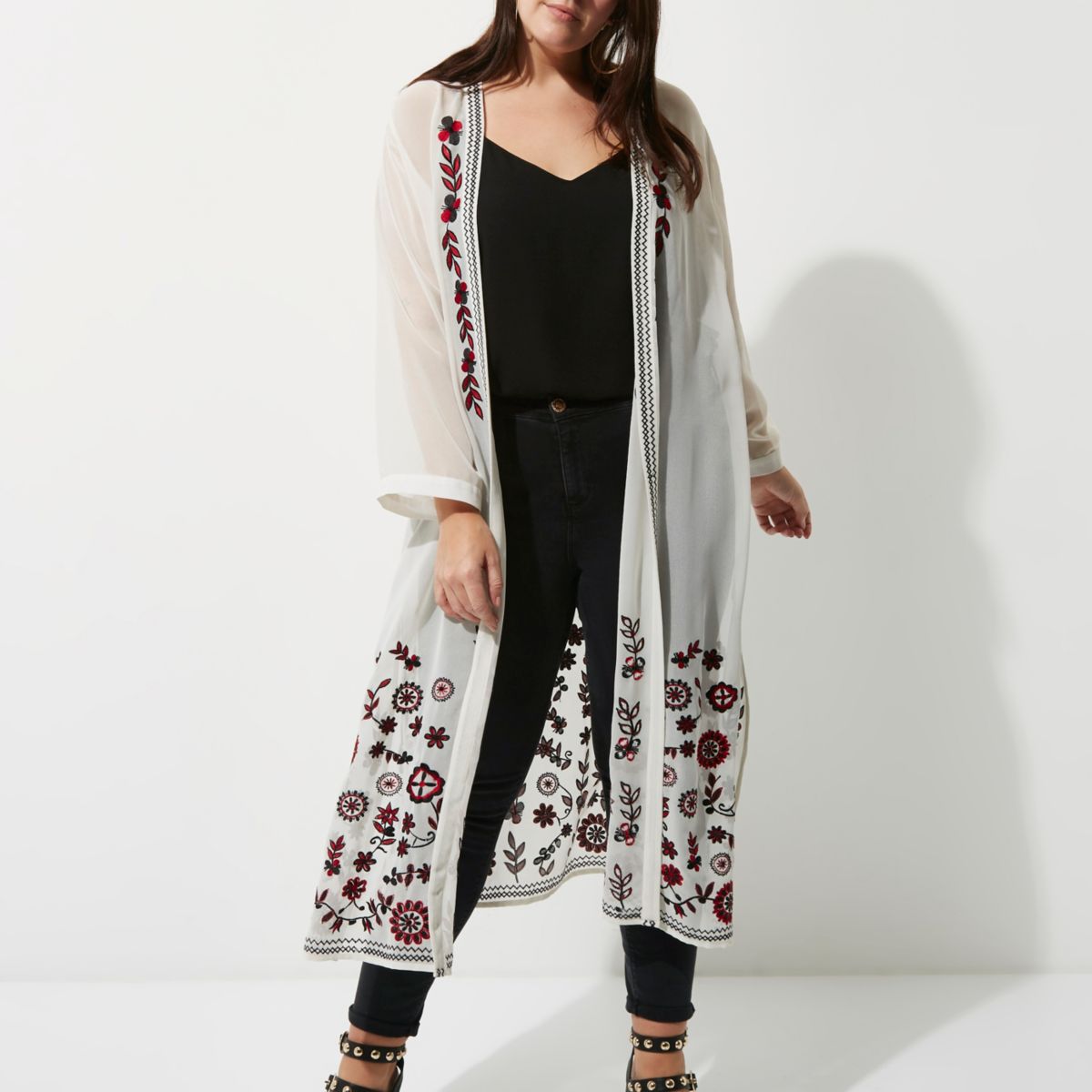 Plus white floral embroidered kimono
