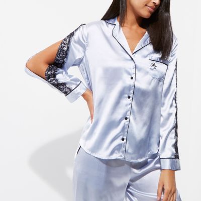 Hellblaues Satin-Pyjamahemd