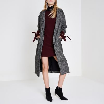 Black herringbone check tie cuff coat