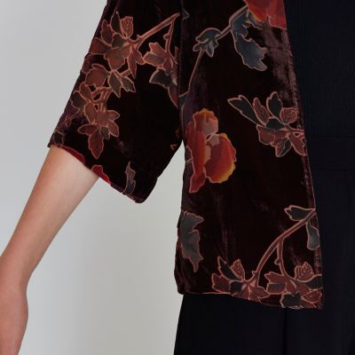Red floral burnout print velvet kimono