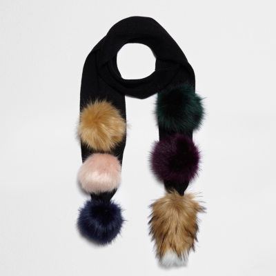 Black pom pom knitted scarf