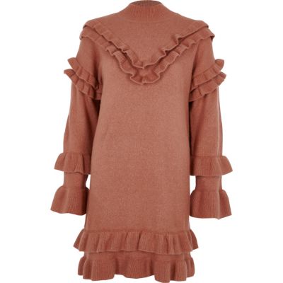 Rollkragen-Strickpullover mit Rüschen