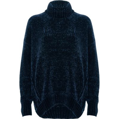 Pull oversize en maille chenille bleu marine à col roulé