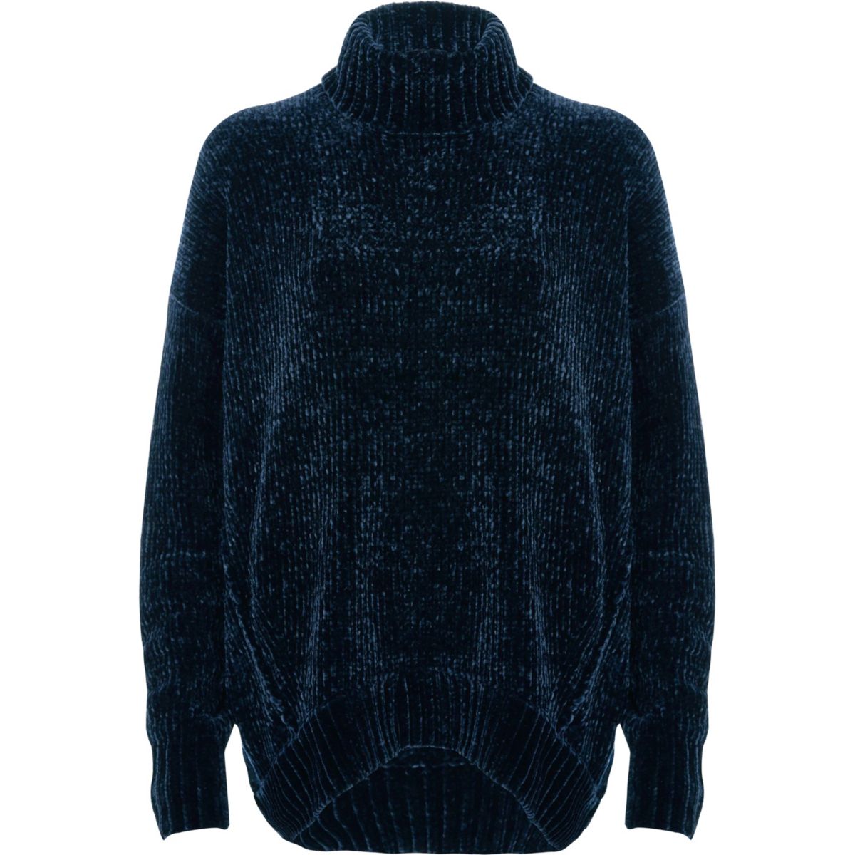 Oversized knitwear