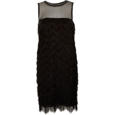 Robe en tulle noire sans manches à franges