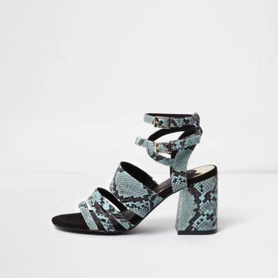 Blaue Blockabsatzsandalen in Schlangenlederoptik