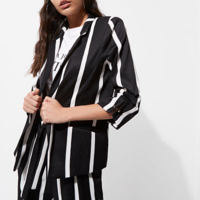 Black stripe print ruched sleeve blazer