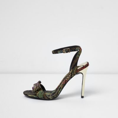 Goudkleurige minimalistische jacquard sandalen met bloemenprint en strik