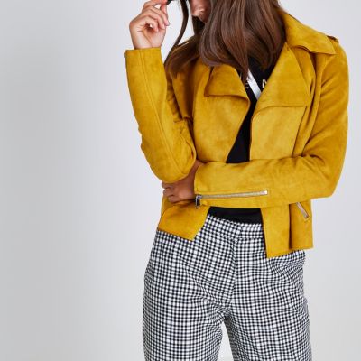 Gele cropped trenchcoat van imitatiesuède