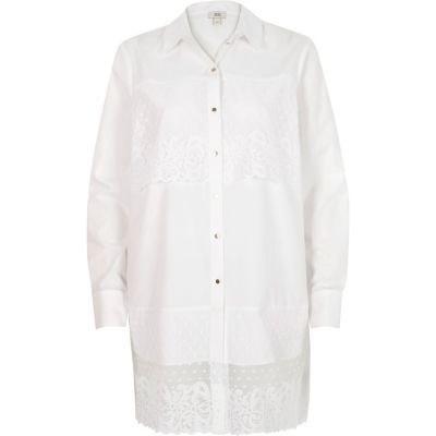 White lace panel longline shirt