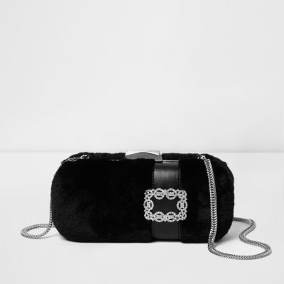 Clutch aus Kunstfell mit Ziersteinchen