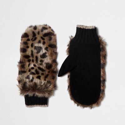Brown faux fur leopard print mittens