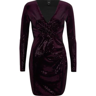 Robe moulante à sequins rose effet miroir