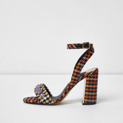 Schwarze Blockabsatzsandalen mit Hahnentritt-Muster