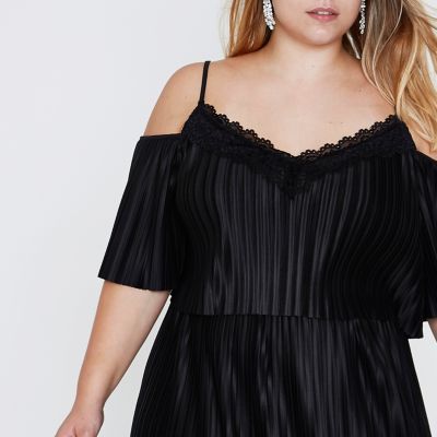 Plus – Schwarzes, mehrlagiges Maxikleid