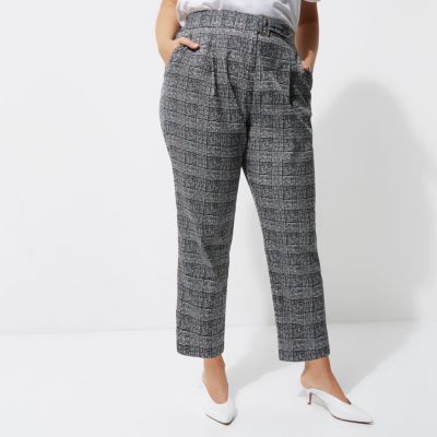 Plus – Graue Karottenhose mit Karos