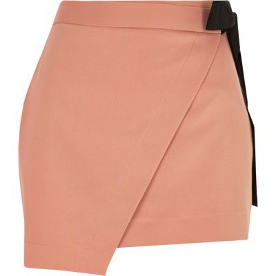 Jupe-culotte portefeuille rose structurée
