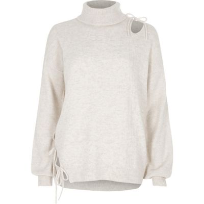 Beiger Rollkragenpullover