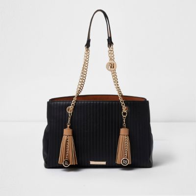 Black quilted tassel chain tote bag
